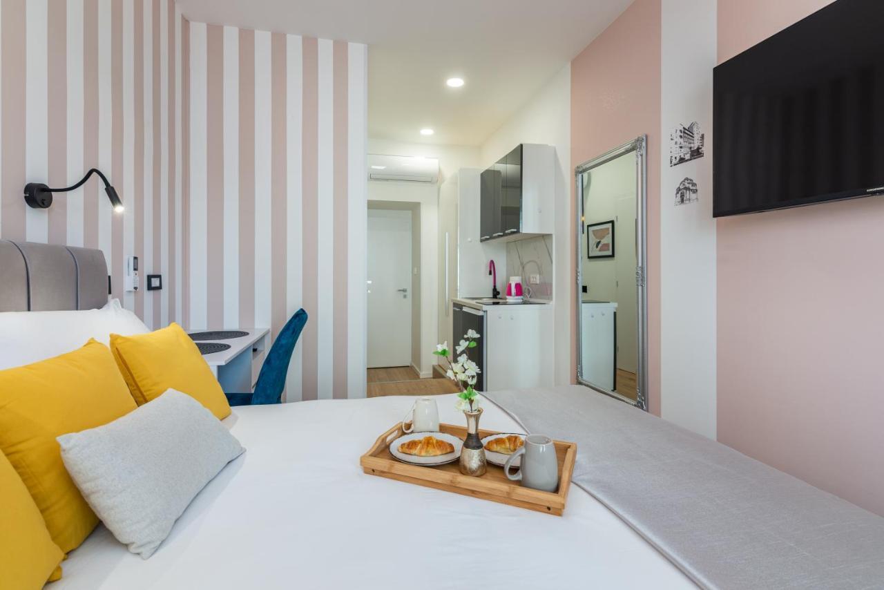 Apartments & Rooms Six Rijeka Eksteriør billede